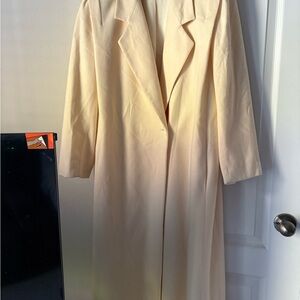 Elegant Cream Women's Trench Coat